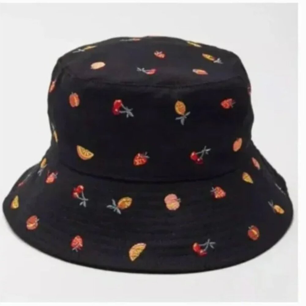 ⭐️ Embroidered Boho Fruit Food Snack Street Hipster Chic Farm Cherry Bucket Hat